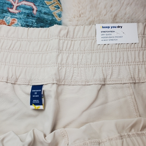 Old Navy High-Waisted StretchTech Shorts Wish Bone 3X - Picture 7 of 10